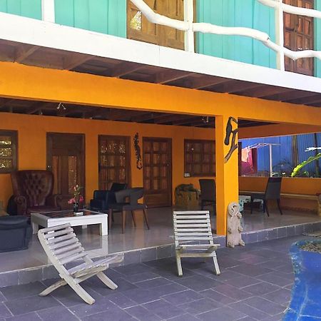 Madre Selva Hostel Puerto Viejo de Talamanca Eksteriør bilde