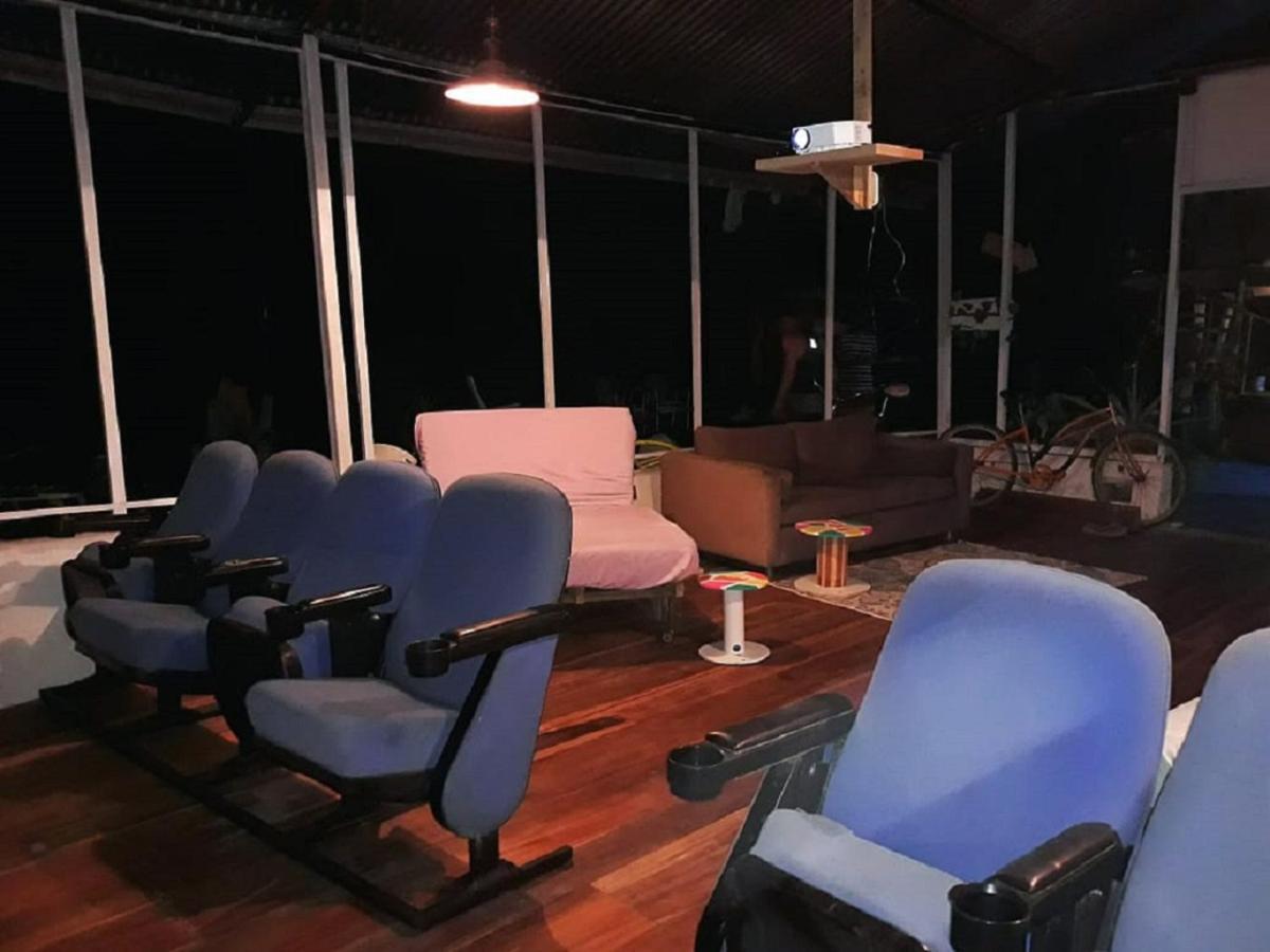 Madre Selva Hostel Puerto Viejo de Talamanca Eksteriør bilde